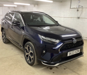 2023 Toyota Rav4 2.5 Vvt 18.1kwh Dynamic SUV 5dr Petrol Plug-In Hybrid CVT 4WD Euro 6 (s/s) (306 Ps) in Blue — image 3