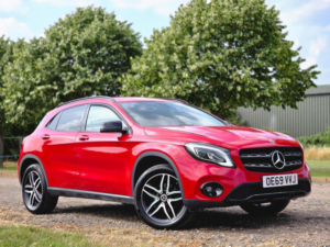 2019 Mercedes-Benz Gla 1.6 Gla180 Urban Edition 7g-Dct Euro 6 (s/s) 5dr in Red — image 2