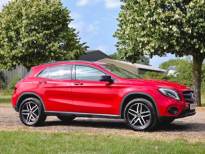 2019 Mercedes-Benz Gla 1.6 Gla180 Urban Edition 7g-Dct Euro 6 (s/s) 5dr in Red — image 3