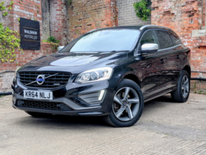2014 Volvo Xc60 2.4 R-Design Lux Nav D5 AWD (215hp) in Black — image 3