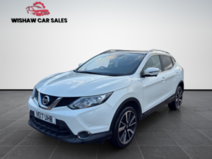 2017 Nissan Qashqai 1.6 Dci Tekna in White — image 2