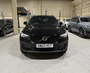 2023 Volvo Xc40 1.5h T5 Recharge 10.7kwh Ultimate Dark Auto Euro 6 (s/s) 5dr in Black — image 2