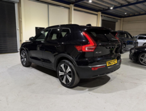 2023 Volvo Xc40 1.5h T5 Recharge 10.7kwh Ultimate Dark Auto Euro 6 (s/s) 5dr in Black — image 5