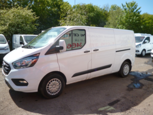2020 Ford Transit Custom 2.0 320 Ecoblue Trend in White — image 4