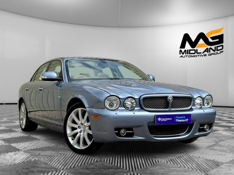 2009 Jaguar Xj 4.2 V8 Xj8 Sovereign 4dr in Blue — image 1