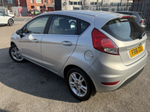 2016 Ford Fiesta 1.3 Zetec in Silver — image 4