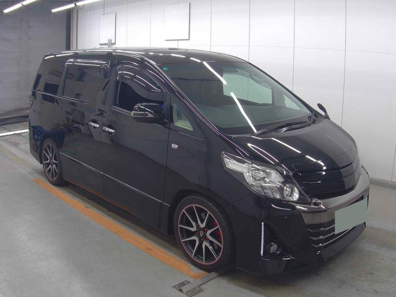 2014 Toyota Alphard 240s Gs in Black — image 1