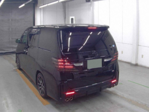 2014 Toyota Alphard 240s Gs in Black — image 6
