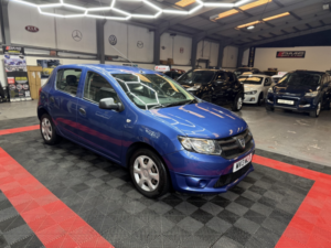 2013 Dacia Sandero 0.9 Tce Ambiance in Blue — image 3