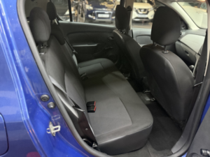 2013 Dacia Sandero 0.9 Tce Ambiance in Blue — image 5