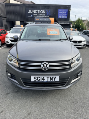 2014 Volkswagen Tiguan 2.0 Tdi Bluemotion Tech Match in Grey — image 2