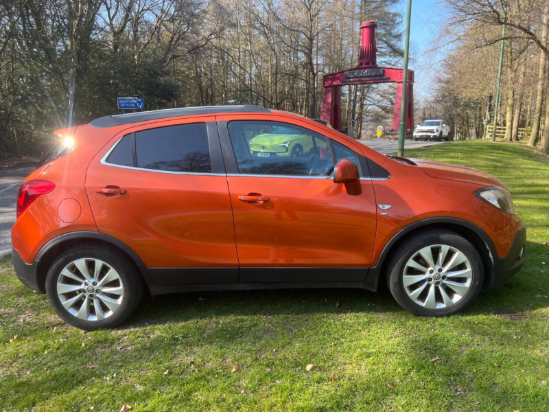 2016 Vauxhall Mokka 1.6 Cdti Se in Orange — image 1