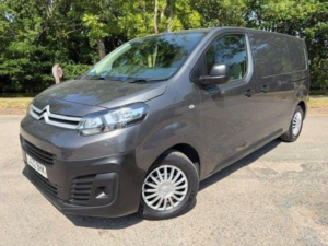 2022 Citroen Dispatch 1.5 Bluehdi 1000 Enterprise Pro M Fwd 2 Euro 6 (s/s) 6dr in Grey — image 3
