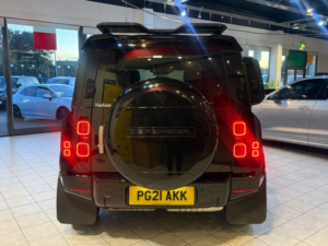2021 Land Rover Defender 110 3.0 D300 Mhev Se(cat-N). in Beige — image 6