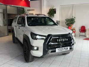2021 Toyota Hilux 2.8 D-4d Invincible X in White — image 2