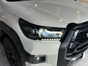 2021 Toyota Hilux 2.8 D-4d Invincible X in White — image 3