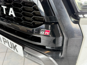 2021 Toyota Hilux 2.8 D-4d Invincible X in White — image 6