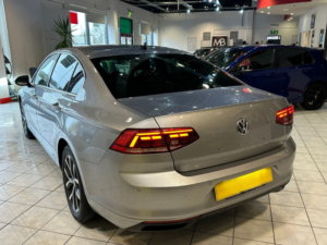 2019 Volkswagen Passat 2.0 Tdi Evo Sel in Silver — image 3