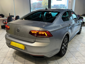 2019 Volkswagen Passat 2.0 Tdi Evo Sel in Silver — image 4