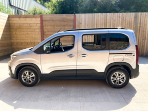 2023 Peugeot Rifter 3 SEAT Wheelchair Accessible Disabled Access Vehicle Wav in Grey — image 4