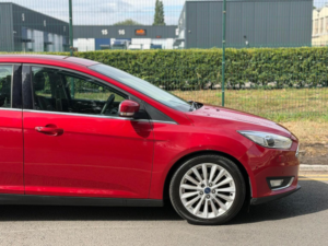 2015 Ford Focus 1.5 Tdci Titanium X Euro 6 (s/s) 5dr in Red — image 6