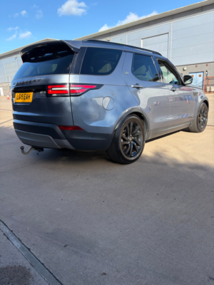 2019 Land Rover Discovery 2.0 Sd4 Hse SUV 5dr Diesel Auto 4WD Euro 6 (s/s) (240 Ps) in Blue — image 5
