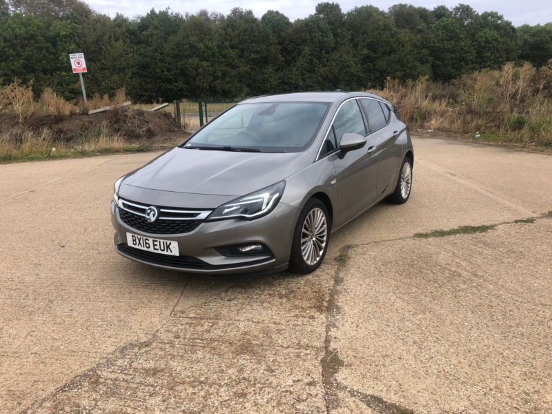 2016 Vauxhall Astra 1.0i Turbo Ecoflex Elite Nav Hatchback 5dr Petrol Manual Euro 6 (s/s) (105 Ps) in Grey — image 1