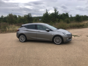 2016 Vauxhall Astra 1.0i Turbo Ecoflex Elite Nav Hatchback 5dr Petrol Manual Euro 6 (s/s) (105 Ps) in Grey — image 4