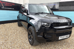 2022 Land Rover Defender 110 3.0 D300 Mhev X-Dynamic Se SUV 5dr Diesel Auto 4WD Euro 6 (s/s) (300 Ps) in Black — image 3