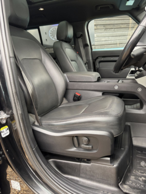 2022 Land Rover Defender 110 3.0 D300 Mhev X-Dynamic Se SUV 5dr Diesel Auto 4WD Euro 6 (s/s) (300 Ps) in Black — image 6