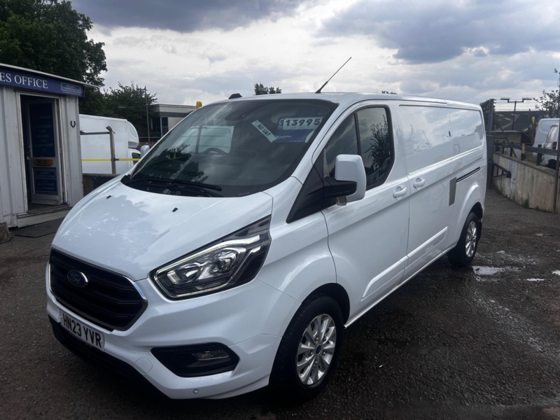 2023 Ford Transit Custom 2.0 300 Ecoblue Limited L2 H1 Euro 6 (s/s) 5dr in White — image 1