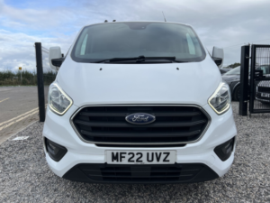 2022 Ford Transit Custom 2.0 Transit Custom Limited Van 300 L1 2.0l Ecoblue 130ps Fwd 6 Speed Manual in White — image 2