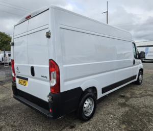 2023 Citroen Relay 2.2 L3h2 Relay 35 Bhdi 140 Enterprise Edition in White — image 5