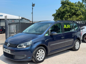 2014 Volkswagen Touran 1.6 Tdi S Euro 5 5dr in Blue — image 3
