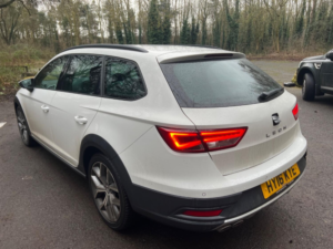 2016 SEAT Leon 2.0 Tdi X-Perience Se Technology in White — image 6