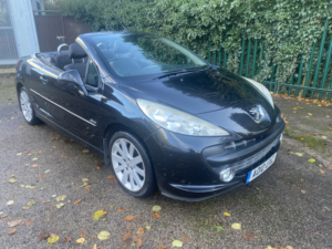 2010 Peugeot 207 Cc Allure in Black — image 6