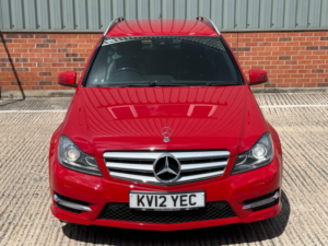 2012 Mercedes-Benz C Class 2.1 C220 Cdi Blueefficiency Sport G-Tronic+ Euro 5 (s/s) 5dr in Red — image 3