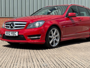 2012 Mercedes-Benz C Class 2.1 C220 Cdi Blueefficiency Sport G-Tronic+ Euro 5 (s/s) 5dr in Red — image 4