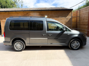2020 Volkswagen Caddy Maxi Life 4 SEAT Auto Wheelchair Accessible Disabled Access Vehicle Wav in Silver — image 6
