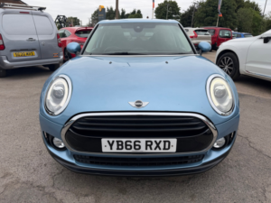 2017 MINI Clubman 2.0 Cooper D Estate 6dr Diesel Manual Euro 6 (s/s) (150 Ps) in Blue — image 2