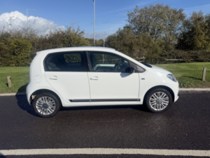 2016 Volkswagen Up! 1.0 Look Up! in White — image 2
