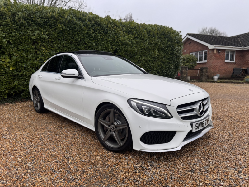 2016 Mercedes-Benz C Class 2.1 C300dh Amg Line in White — image 1