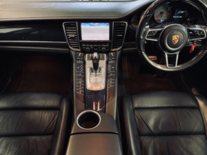 2010 Porsche Panamera 4s Pdk in Black — image 3