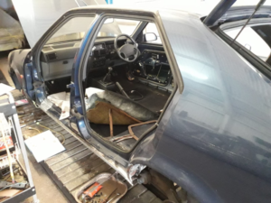 1995 Renault 19 1.8 16v Executive in Blue — image 6