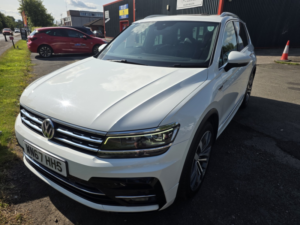 2017 Volkswagen Tiguan 2.0 Bitdi R-Line in White — image 3