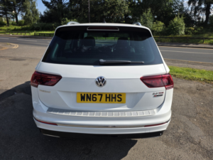 2017 Volkswagen Tiguan 2.0 Bitdi R-Line in White — image 6