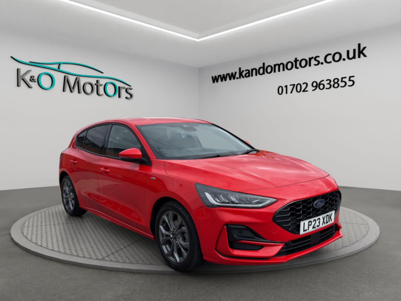 2023 Ford Focus 1.0t Ecoboost Mhev St-Line Dct Euro 6 (s/s) 5dr in Red — image 1