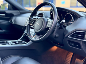 2016 Jaguar Xe 2.0d R-Sport Auto Euro 6 (s/s) 4dr in Grey — image 2