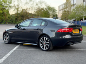 2016 Jaguar Xe 2.0d R-Sport Auto Euro 6 (s/s) 4dr in Grey — image 4