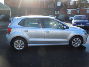 2012 Volkswagen Polo 1.2 Tdi Bluemotion in Silver — image 3